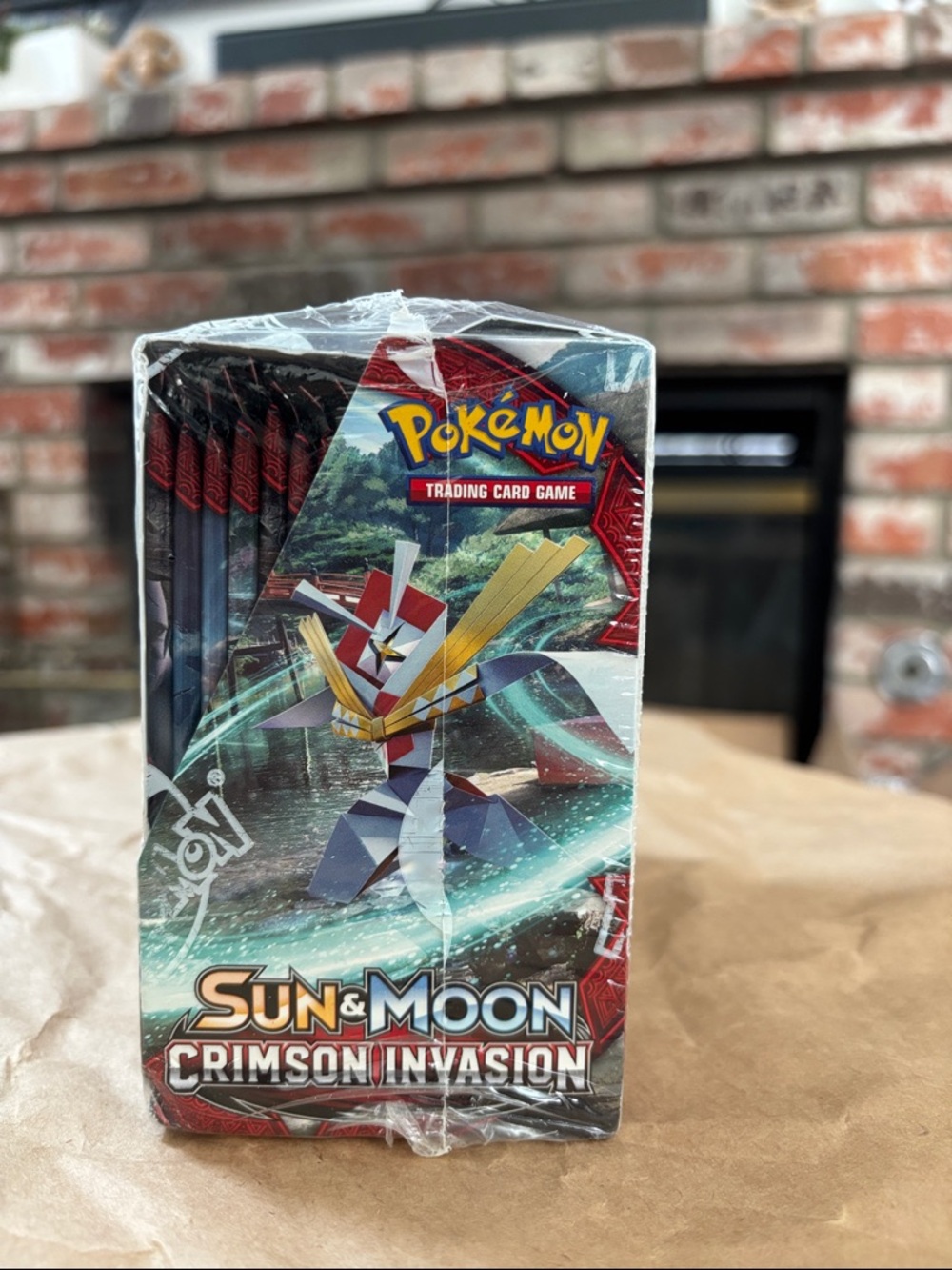 Pokemon TCG Sun and Moon Crimson Invasion Booster Box sealed - Picture 2 of 6